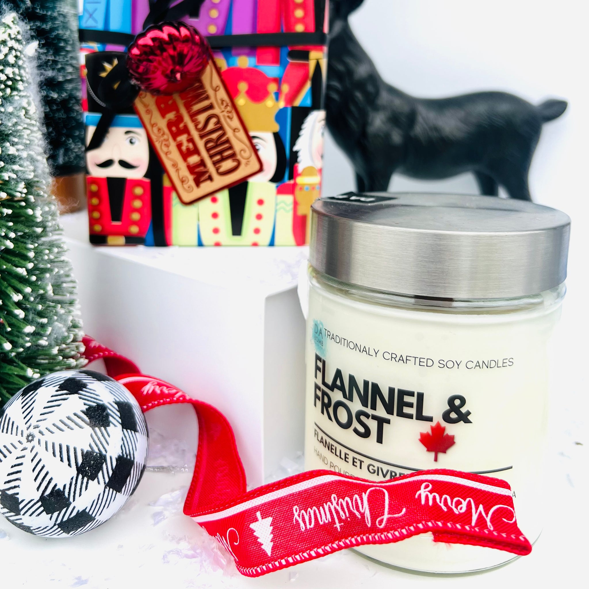 Flannel & Frost Soy Candle - 15 oz